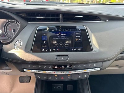 2023 Cadillac XT4 Premium Luxury