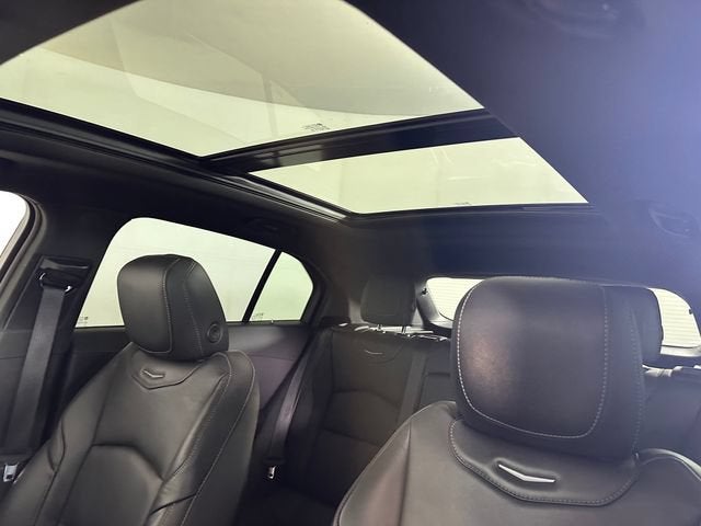 2023 Cadillac XT4 AWD Premium Luxury
