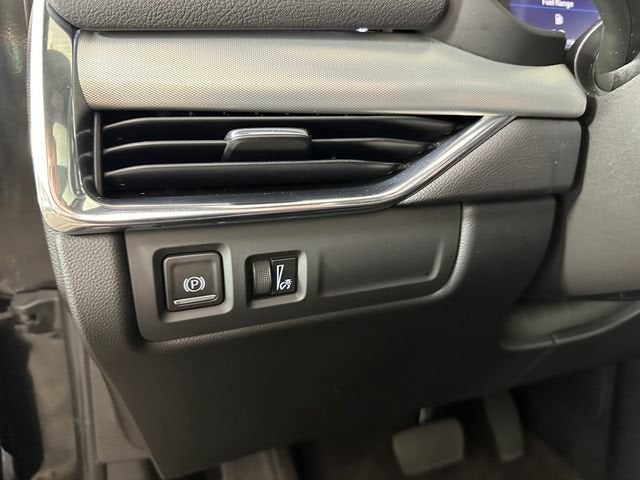 2023 Cadillac XT4 AWD Premium Luxury