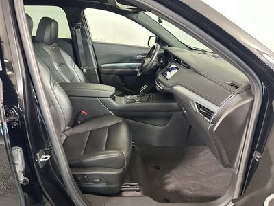2023 Cadillac XT4 AWD Premium Luxury