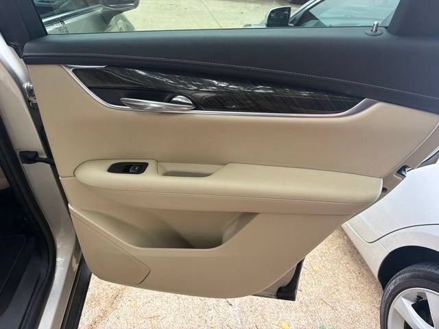 2017 Cadillac XT5 FWD