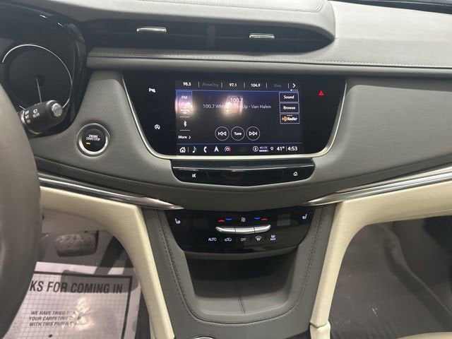 2023 Cadillac XT5 Premium Luxury