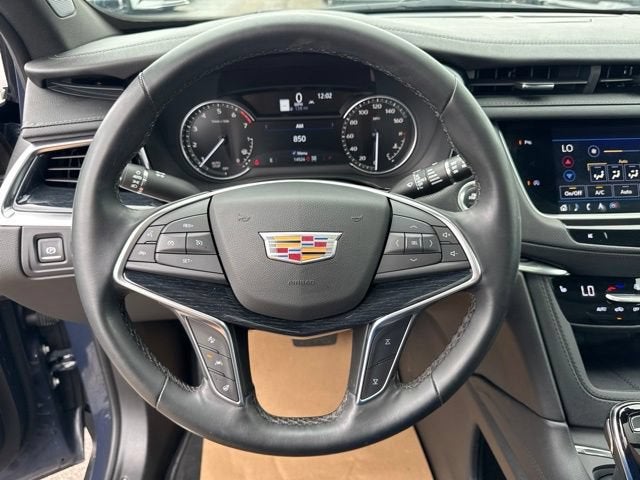 2025 Cadillac XT5 Premium Luxury