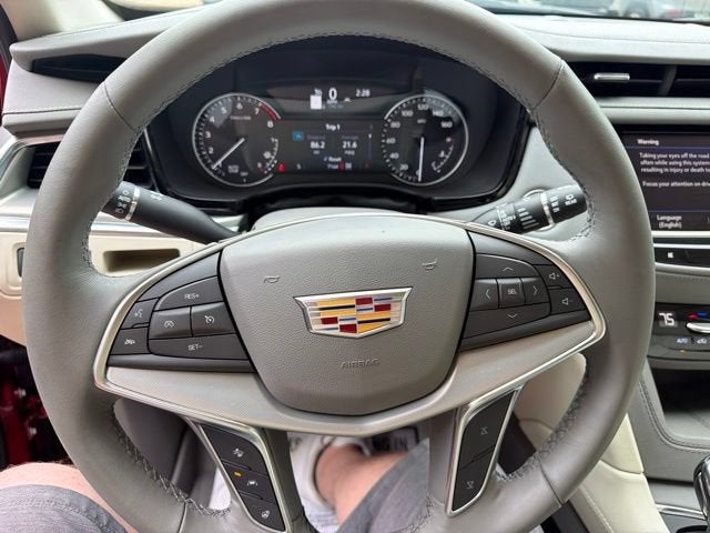 2024 Cadillac XT5 Premium Luxury