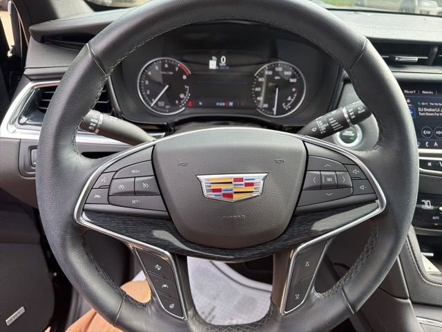 2023 Cadillac XT5 Premium Luxury