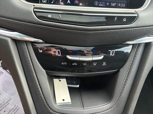 2023 Cadillac XT5 Premium Luxury