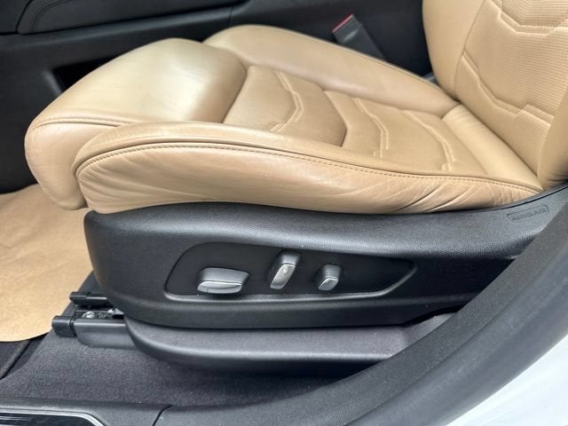 2017 Cadillac XT5 Platinum AWD