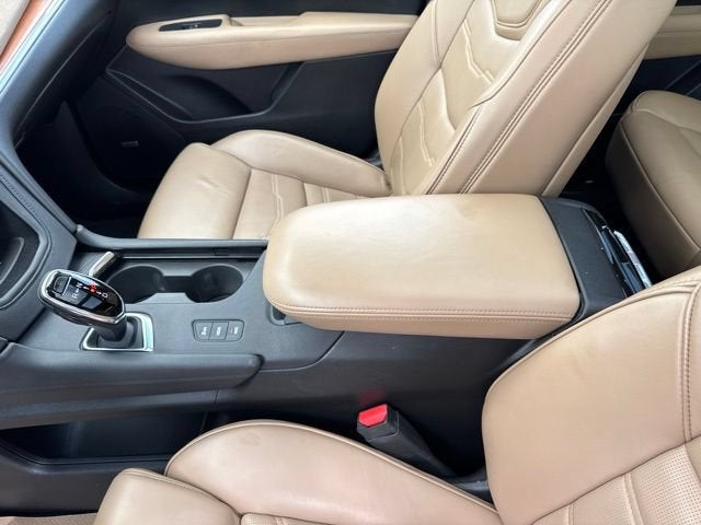 2017 Cadillac XT5 Platinum AWD