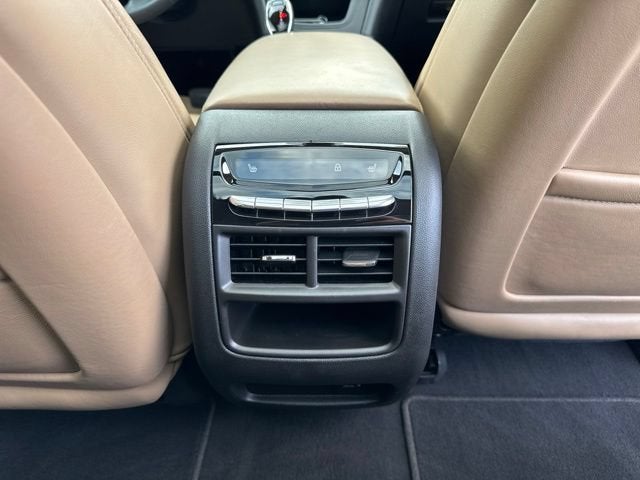 2017 Cadillac XT5 Platinum AWD