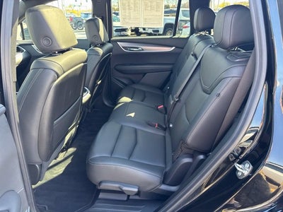 2025 Cadillac XT6 Luxury