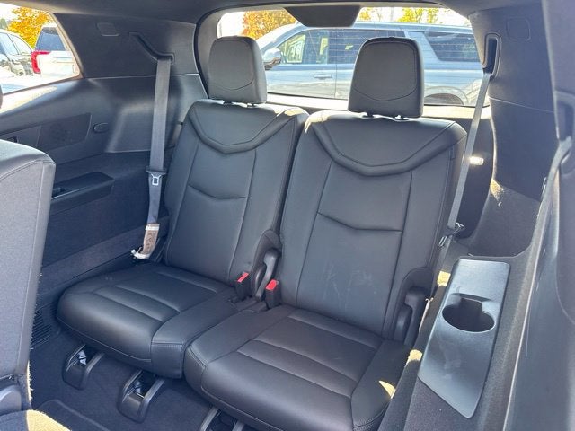 2025 Cadillac XT6 Luxury