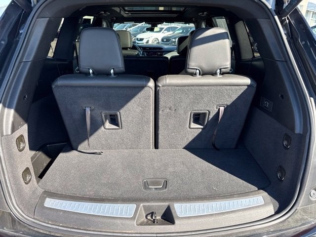 2025 Cadillac XT6 Luxury