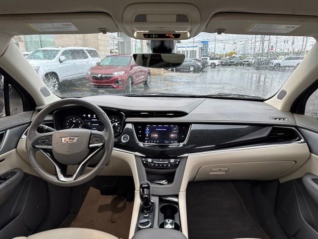2023 Cadillac XT6 Premium Luxury