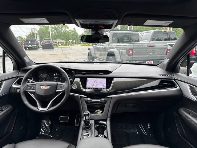 2025 Cadillac XT6 Sport