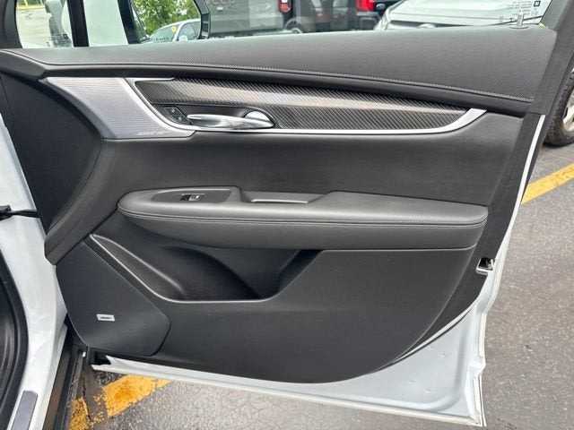 2025 Cadillac XT6 Sport