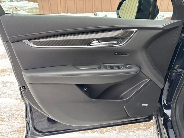 2022 Cadillac XT6 Sport