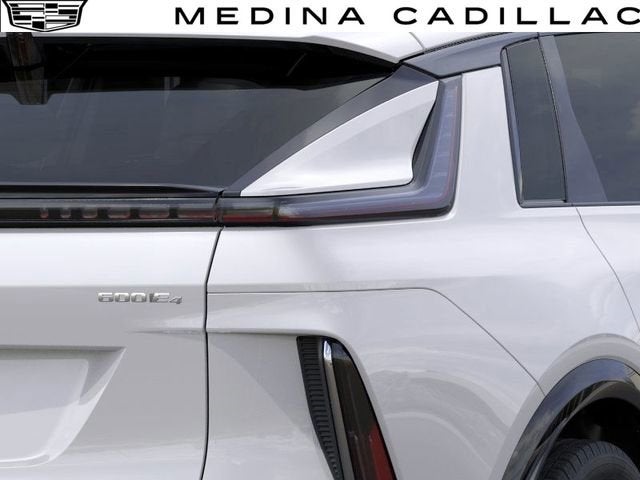 2025 Cadillac LYRIQ Sport 2