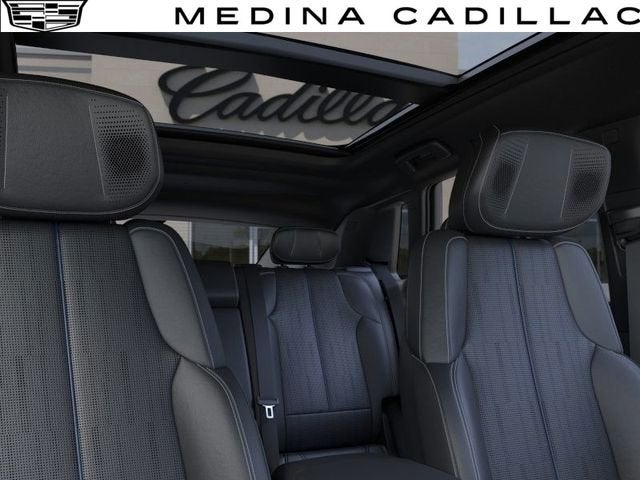 2025 Cadillac LYRIQ Sport 2