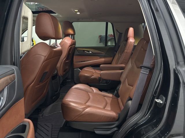 2017 Cadillac Escalade Luxury