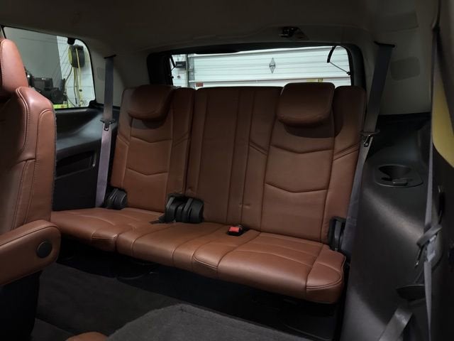 2017 Cadillac Escalade Luxury