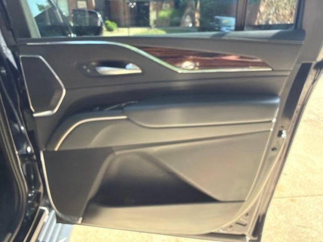 2023 Cadillac Escalade ESV Premium Luxury