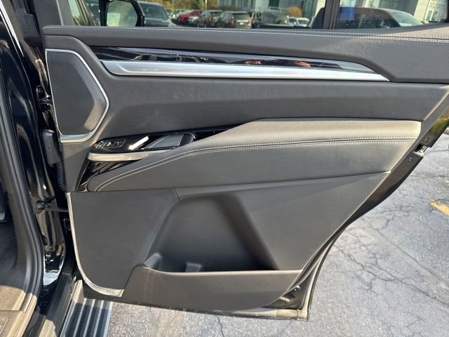 2025 Cadillac Escalade Sport