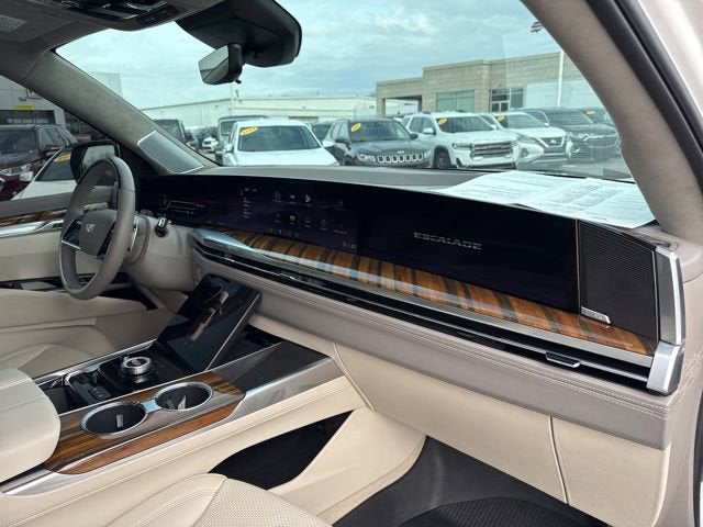 2025 Cadillac Escalade Sport Platinum