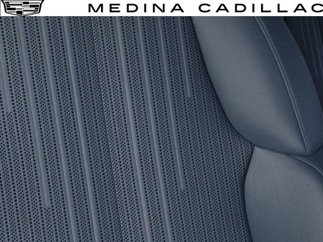 2025 Cadillac ESCALADE IQ Luxury 2