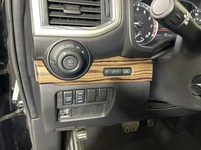 2021 Nissan Titan SL