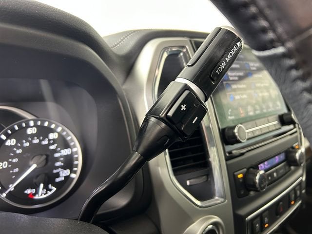 2021 Nissan Titan SL