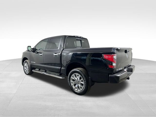 2021 Nissan Titan SL