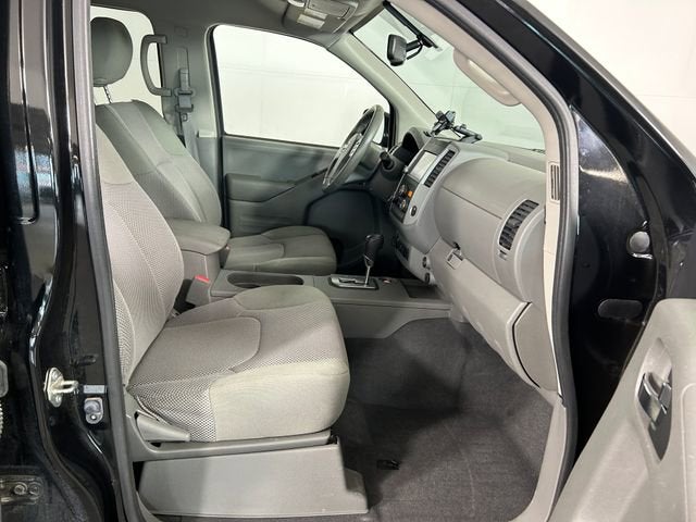 2020 Nissan Frontier SV