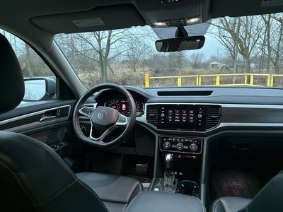 2022 Volkswagen Atlas 3.6L V6 SE w/Technology