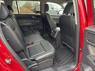 2022 Volkswagen Atlas 3.6L V6 SE w/Technology