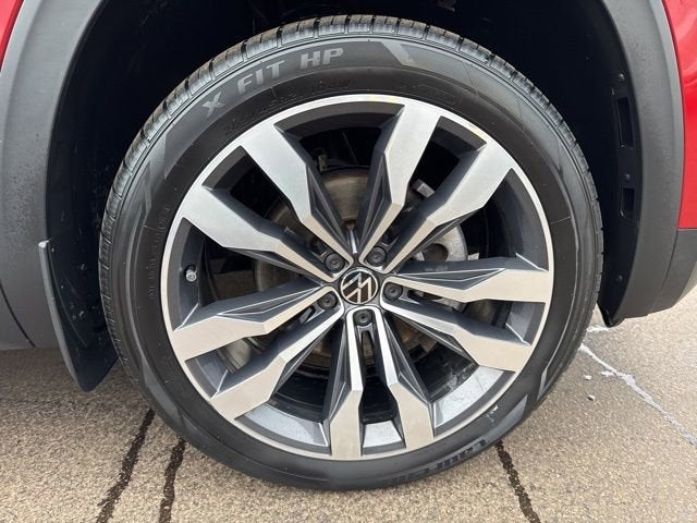 2022 Volkswagen Atlas 3.6L V6 SE w/Technology