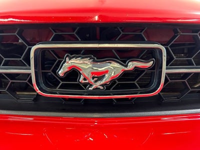 2007 Ford Mustang Deluxe