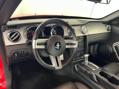 2007 Ford Mustang Deluxe