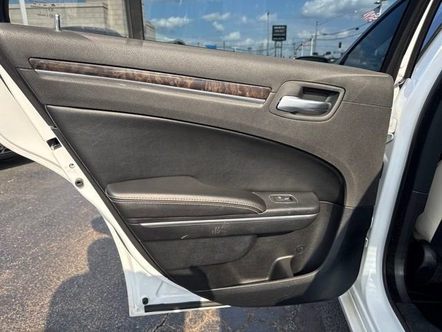 2013 Chrysler 300 Motown