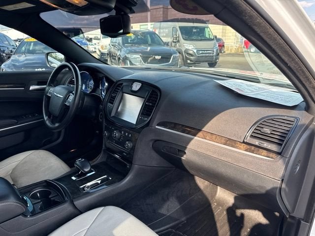 2013 Chrysler 300 Motown