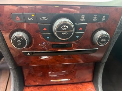 2013 Chrysler 300 BASE