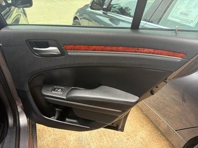 2013 Chrysler 300 BASE