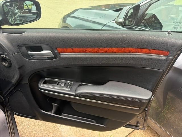 2013 Chrysler 300 BASE