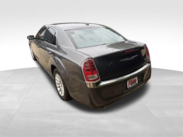 2013 Chrysler 300 BASE