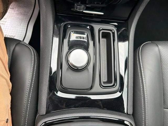 2023 Chrysler 300 300S