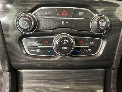 2017 Chrysler 300 Limited