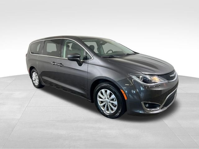 2018 Chrysler Pacifica Touring Plus