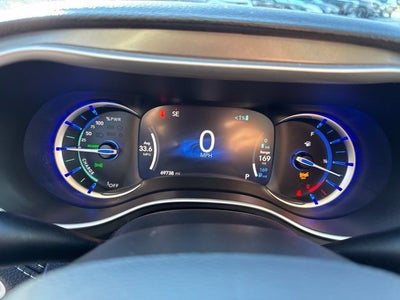 2024 Chrysler Pacifica Hybrid Select