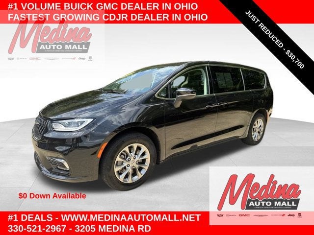 2023 Chrysler Pacifica Touring L
