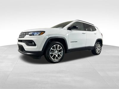 2022 Jeep Compass Latitude Lux
