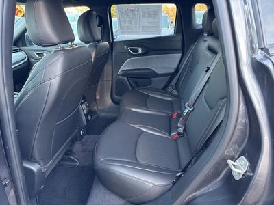 2023 Jeep Compass Latitude Lux